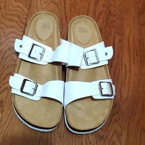 Ladies sandles